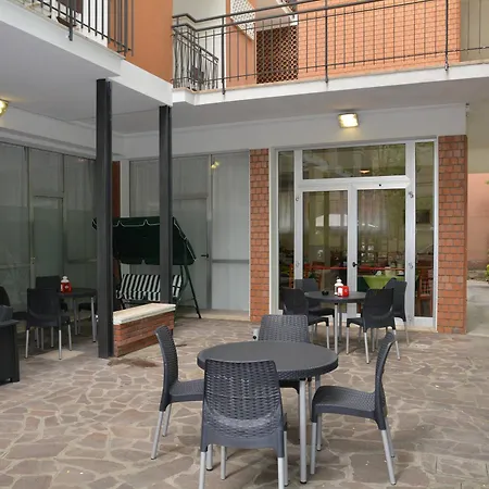 Hotel Week-end
