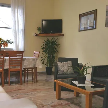 מלון Week-end 3*