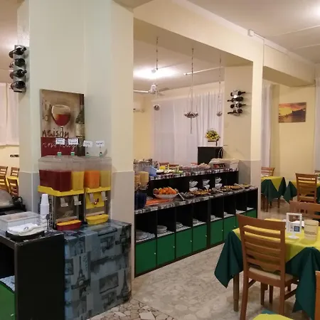 Ξενοδοχείο Week-end
