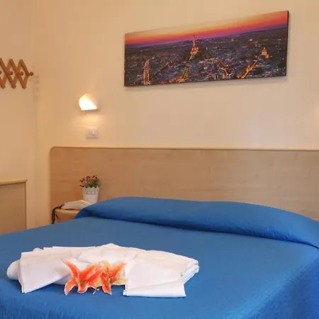 Week-end Hotel
