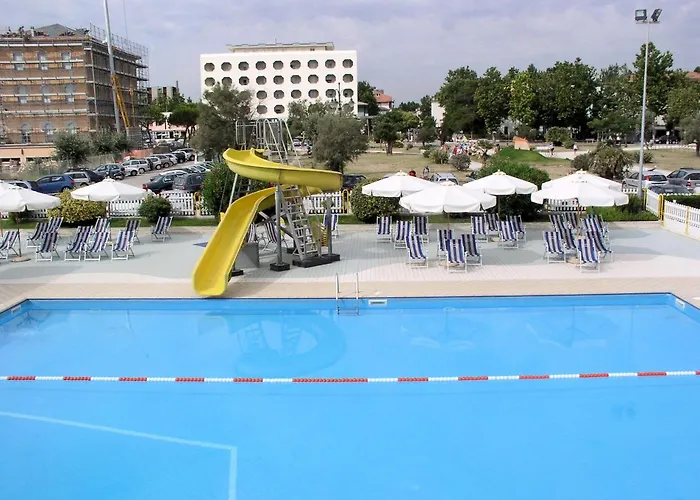 Week-end 3* تْشيزيناتيكو