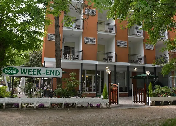 Week-end 酒店 3*